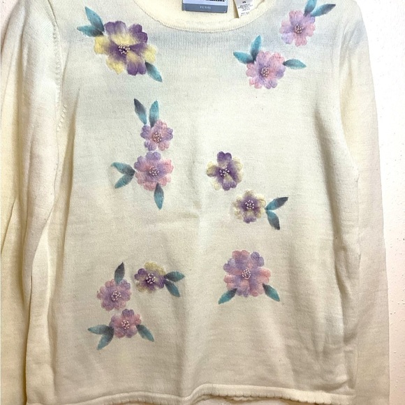 Alfred Dunmer Scallop Knitted Top with Beaded floral - Picture 2 of 8